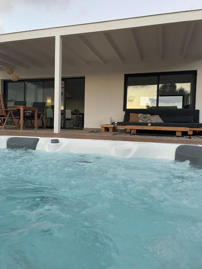 North Shore Villas Lajares, Manalari, Private Jacuzzi المظهر الخارجي الصورة